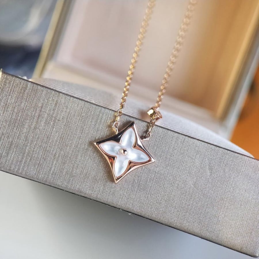 LV necklace & earings