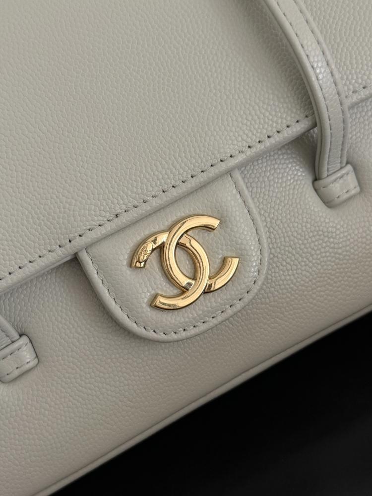 Chanel Preppy Coco Flap Bag / حقيبة شانيل بريبي كوكو 17سم