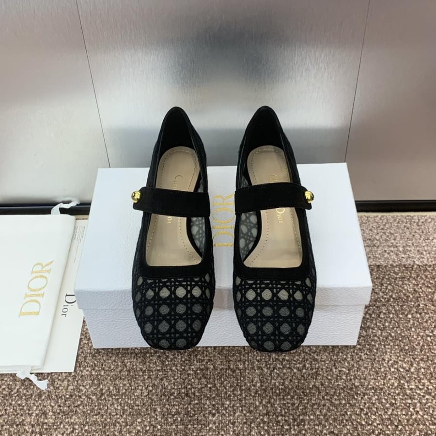 CD heels
