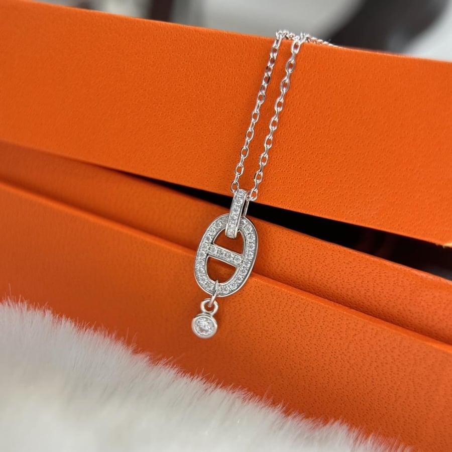 Hermes necklace