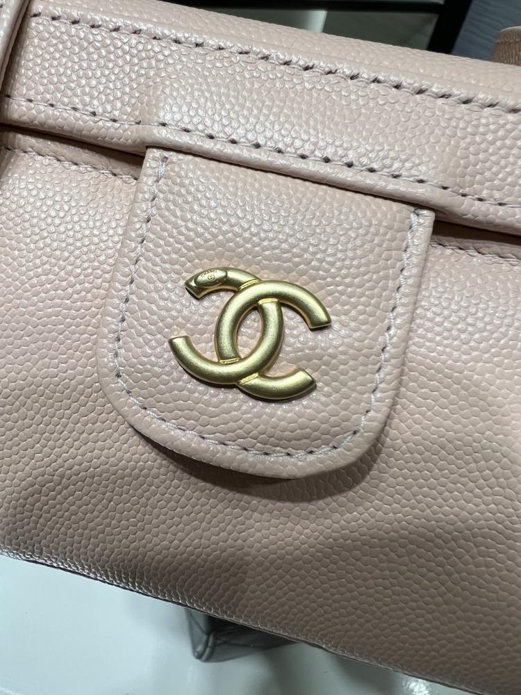 Chanel Preppy Coco Long Vanity Bag Caviar Leather / حقيبة شانيل بريبي كوكو جلد الكافيار