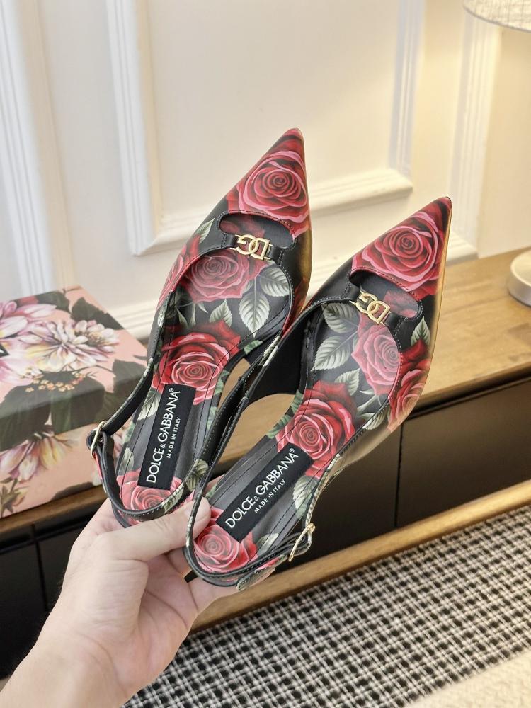 Dolce & Gabbana rose-print calfskin slingback Heels - حذاء دولتشي آند غابانا مفتوح من الخلف مصنوع من جلد العجل بنقشة الورود