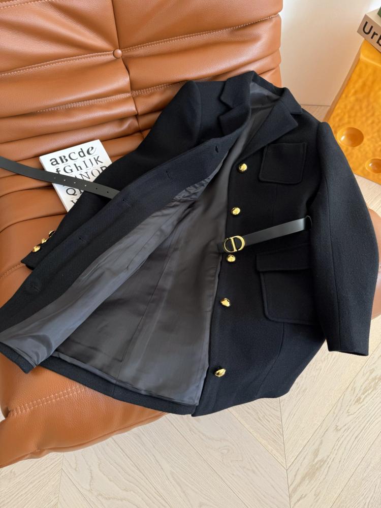 CD coat