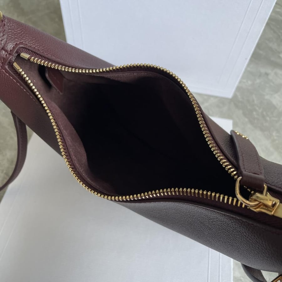 Celine Teen Lulu bag / حقيبة سيلين تين لولو