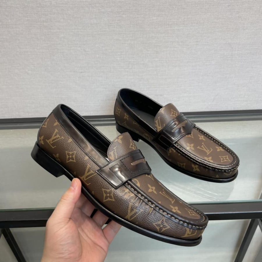 LV Loafer