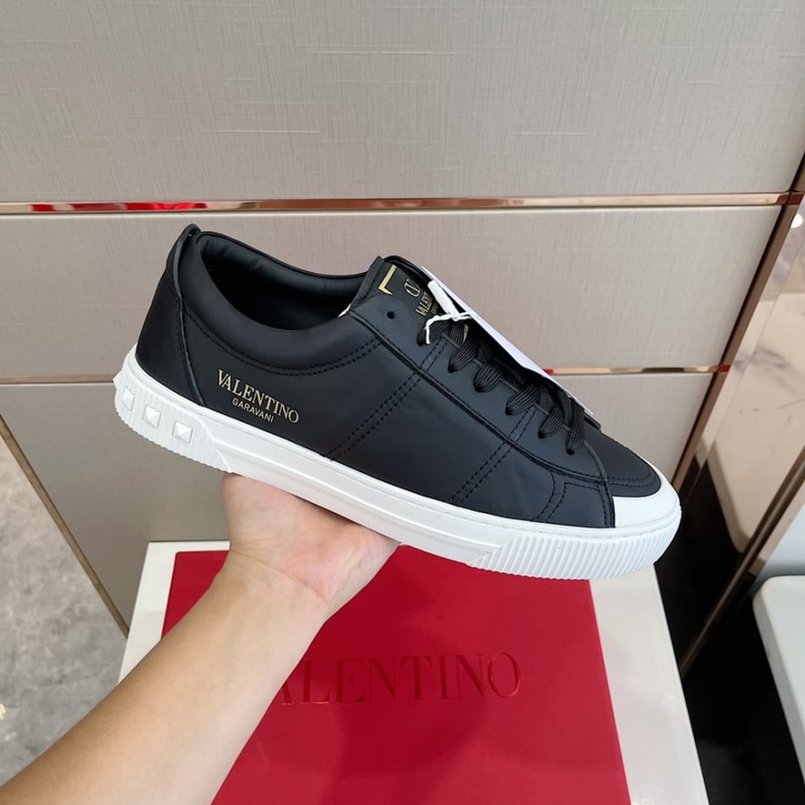 Valentino Sneakers