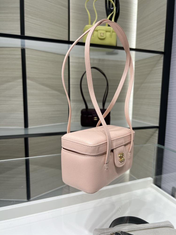 Chanel Preppy Coco Long Vanity Bag Caviar Leather / حقيبة شانيل بريبي كوكو جلد الكافيار