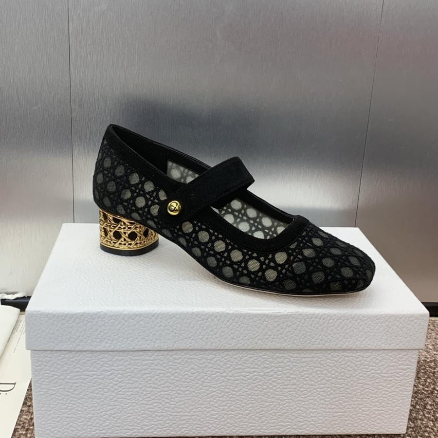 CD heels