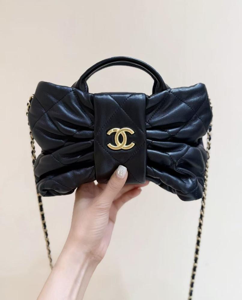 Chanel Bow-Shaped Lambskin Shoulder Bag