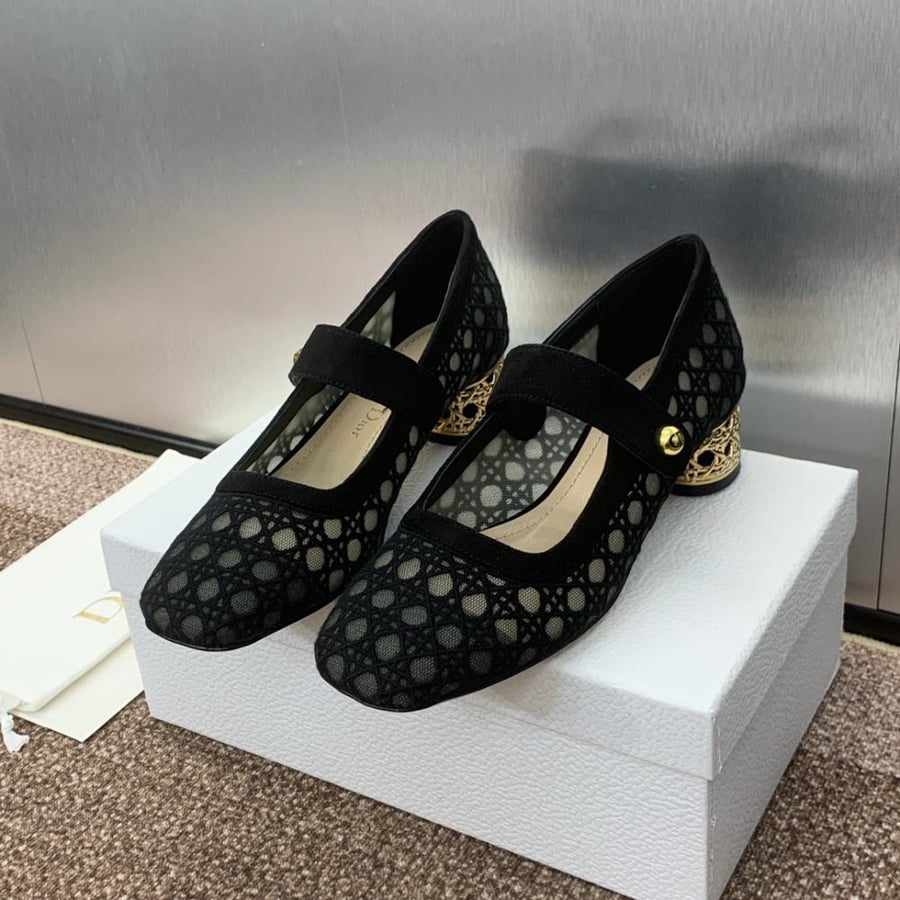 CD heels