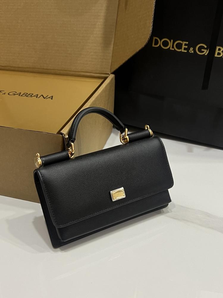 D&G Mini Wallet on Chain in Leather