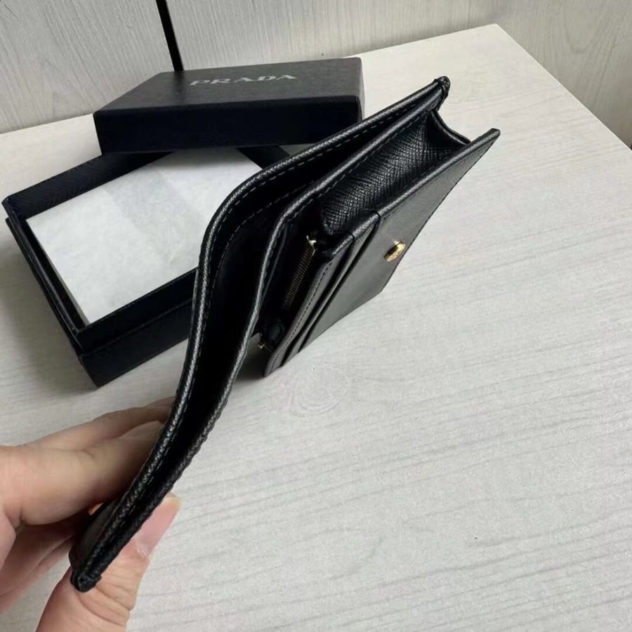 PR wallet