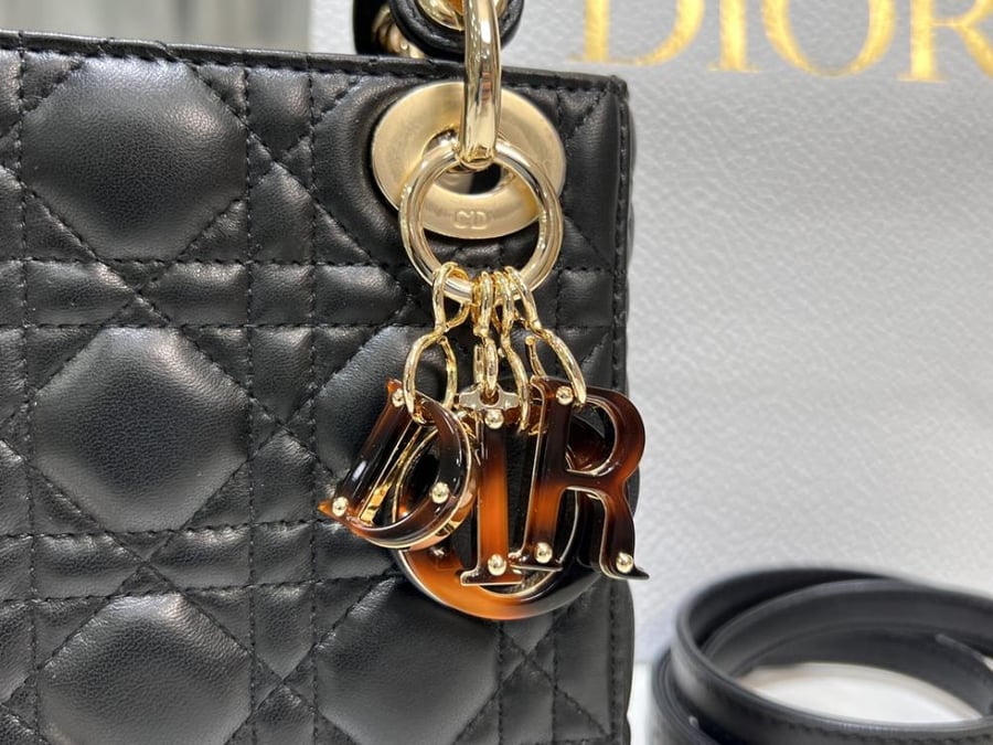 Lady Dio 17cm