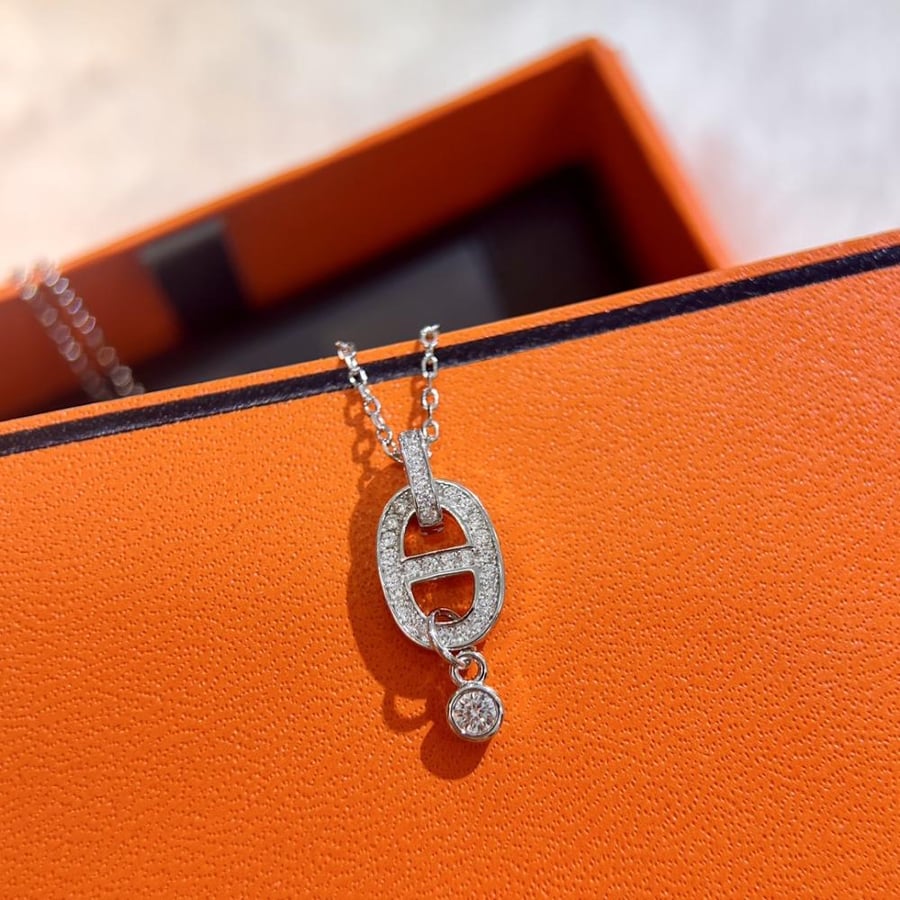 Hermes necklace