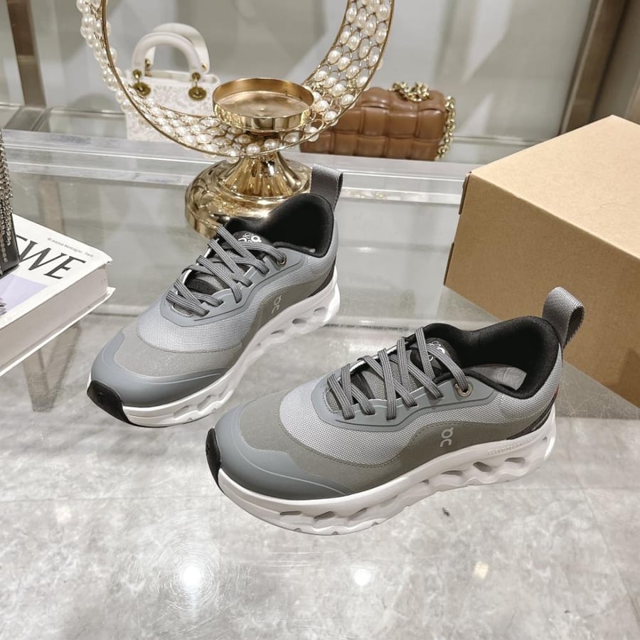 Loewe sneakers