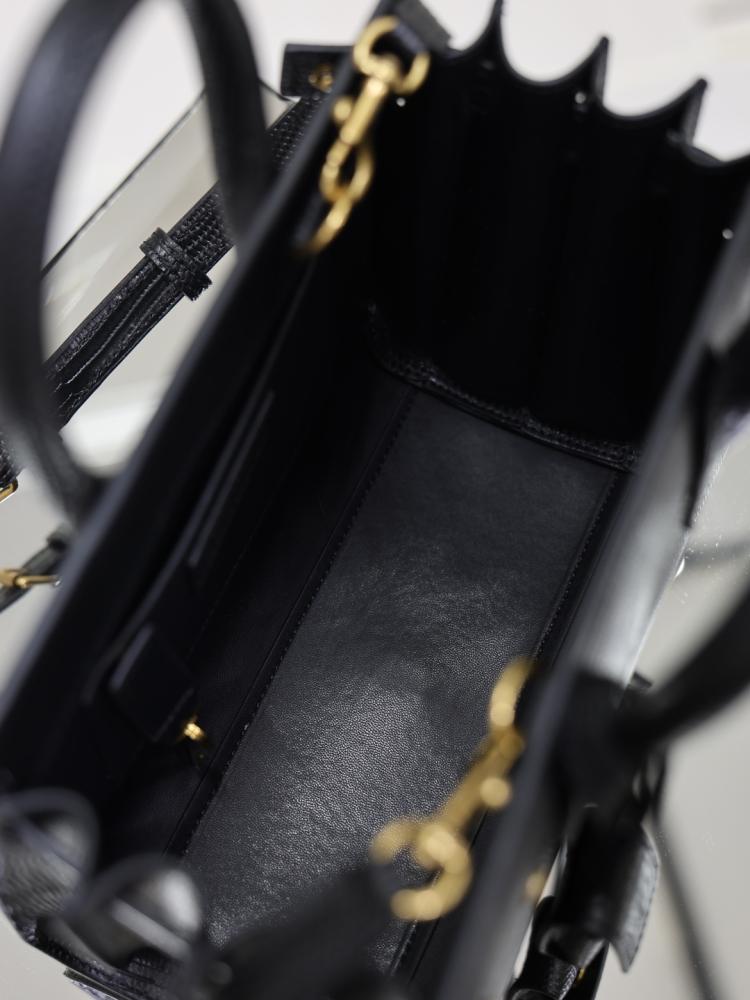 Saint Laurent Sac de Jour bag / حقيبة سان لوران نانو ساك دي جور