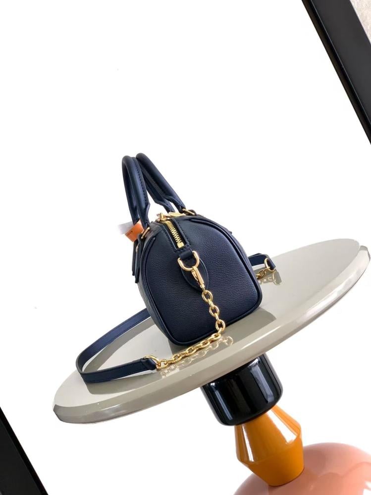 Louis Vuitton Speedy Bandoulière 20 / لويس فويتون سبيدي باندوليير 20