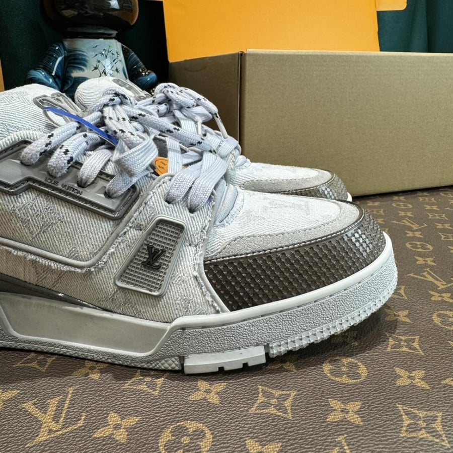 LV Sneakers