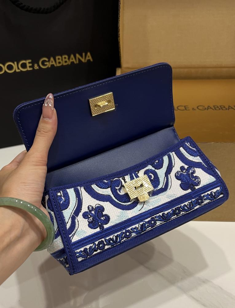 Dolce & Gabbana Sicily handbag - حقيبة دولتشي آند غابانا سيسلي
