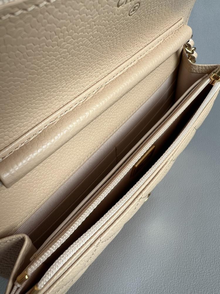 CH wallet 19cm