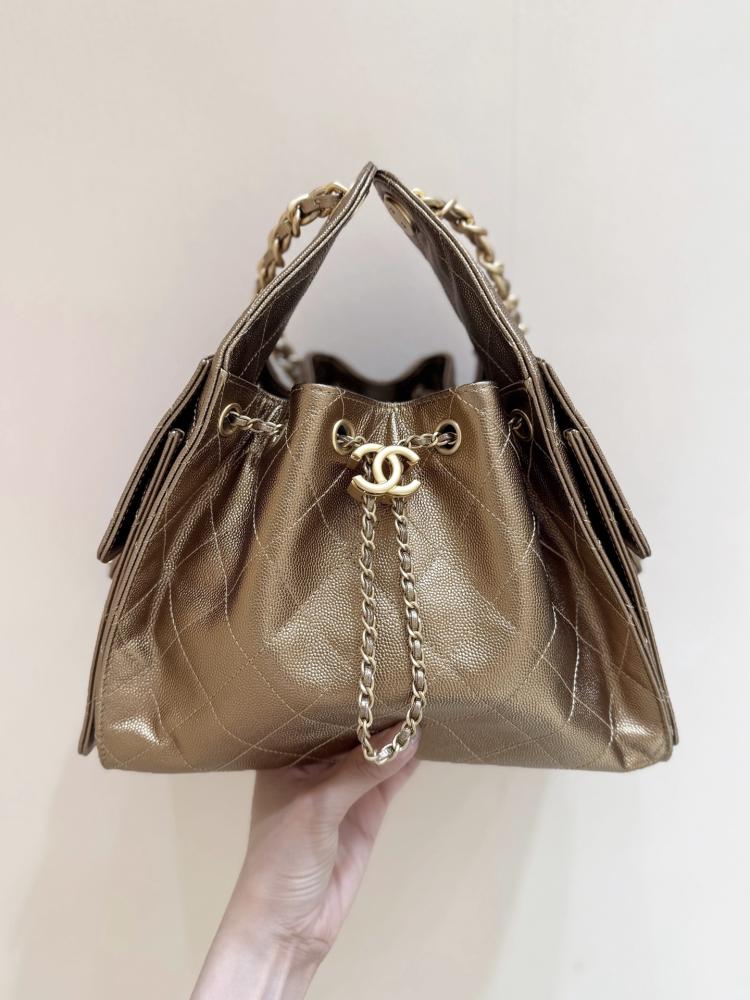 CHANEL HOBO 25C CAVIAR