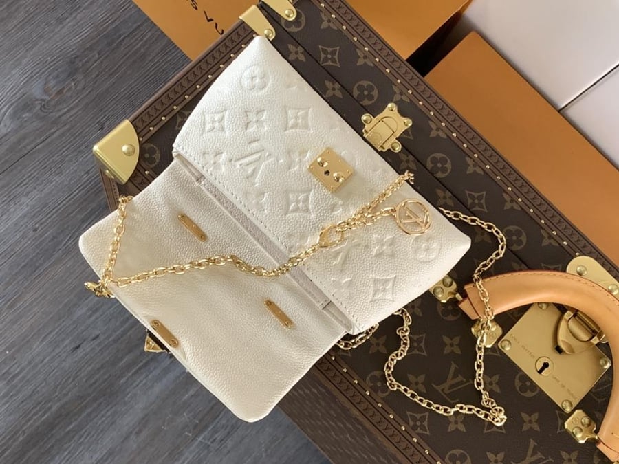 Louis Vuitton Nano Madeleine