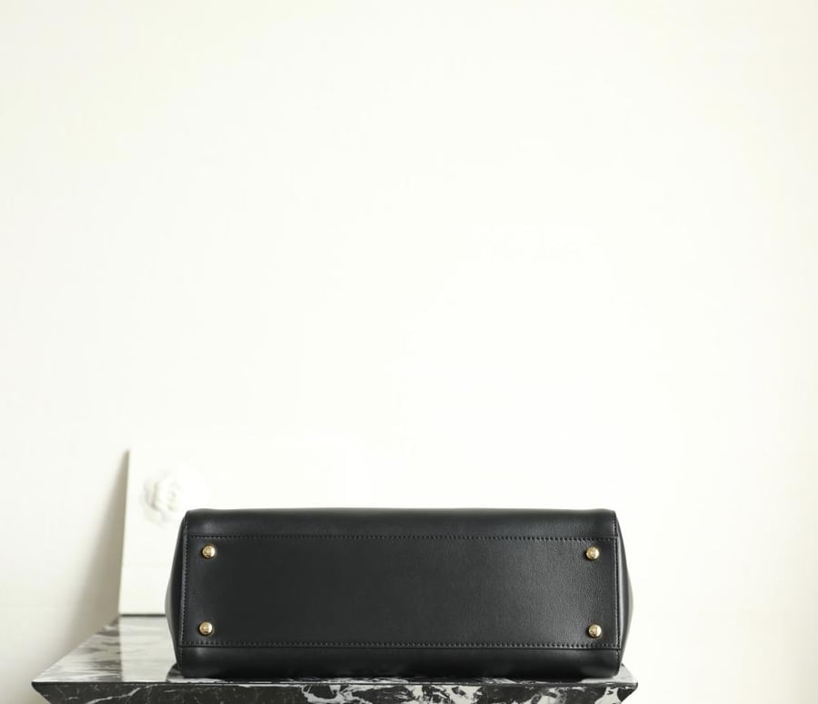 Chanel Calfskin Archetype Small Shopping Tote / حقيبة تسوق من جلد العجل من شانيل