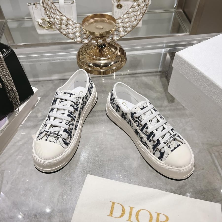 CD sneakers