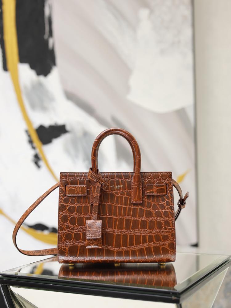 Saint Laurent Sac de Jour bag / حقيبة سان لوران نانو ساك دي جور