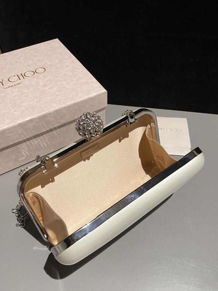 Jimmy Choo Cloud Crystal Clutch / حقيبة يد جيمي تشو كلاود كريستال