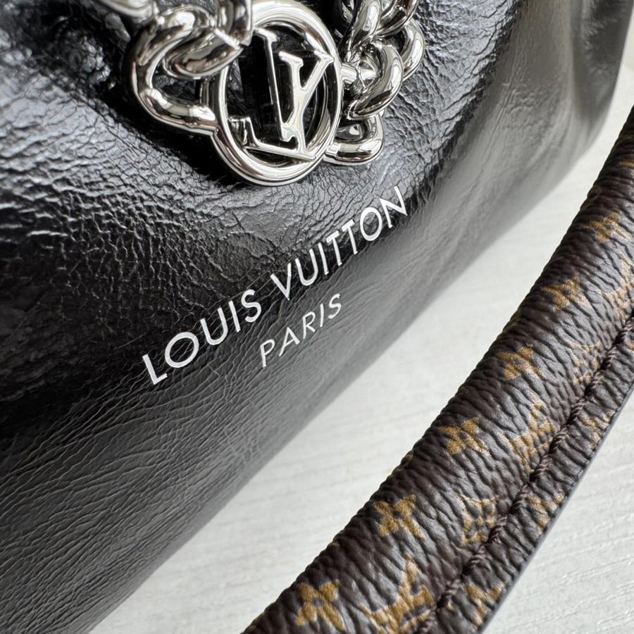 Louis Vuitton Speedy Soft 30 Dark Monogram / حقيبة لويس فويتون سبيدي سوفت 30 بنقشة المونوغرام