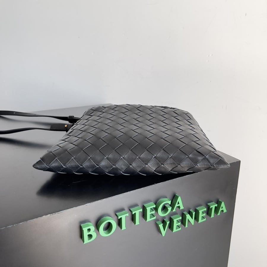 Bottega Veneta Mini Hop Bag