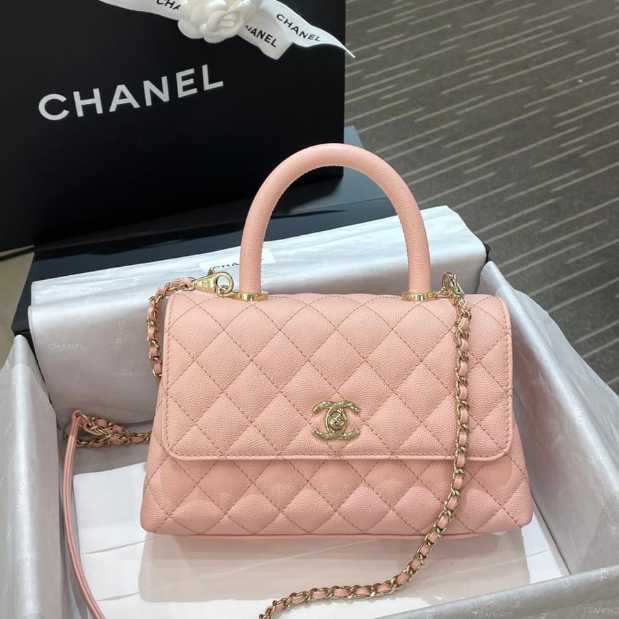 ‏Chanel Coco Handle Bag – Light Pink Caviar Leather