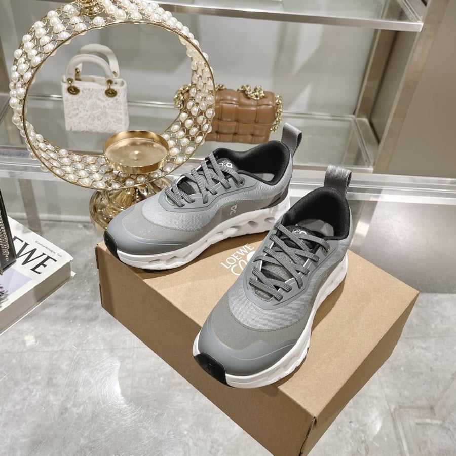 Loewe sneakers