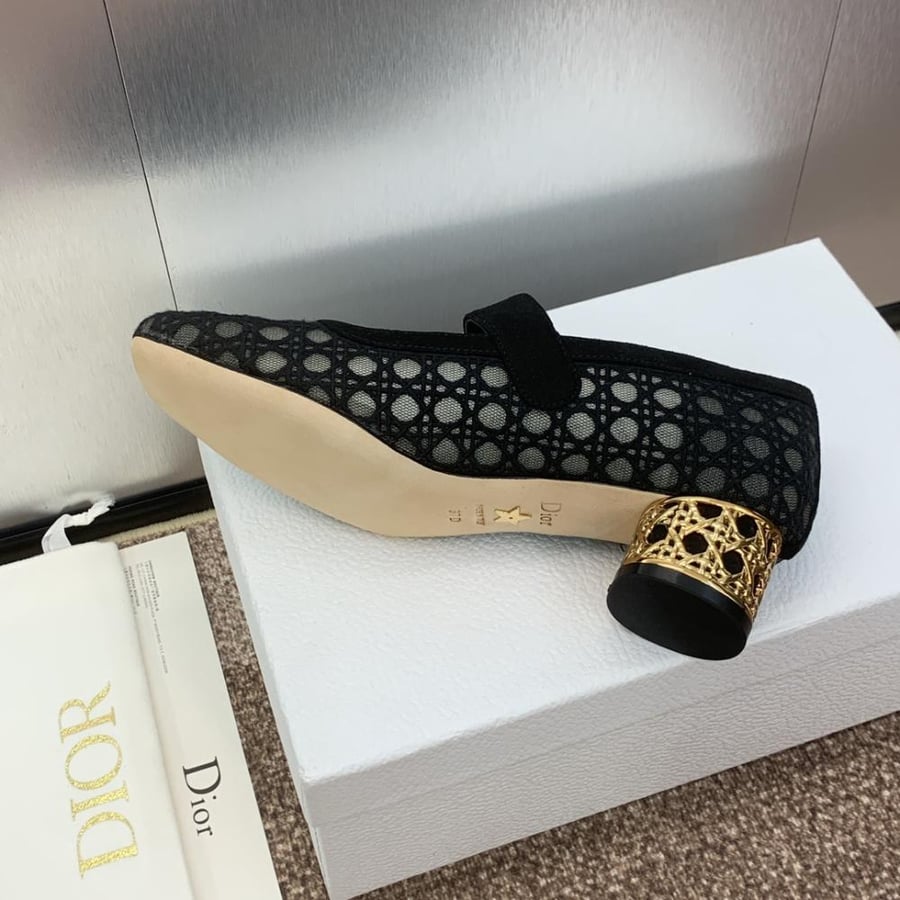 CD heels