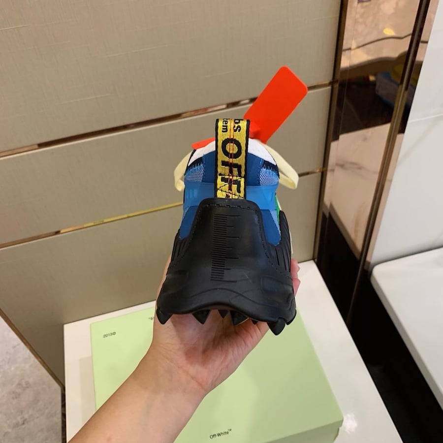 OFF WHITE Sneakers