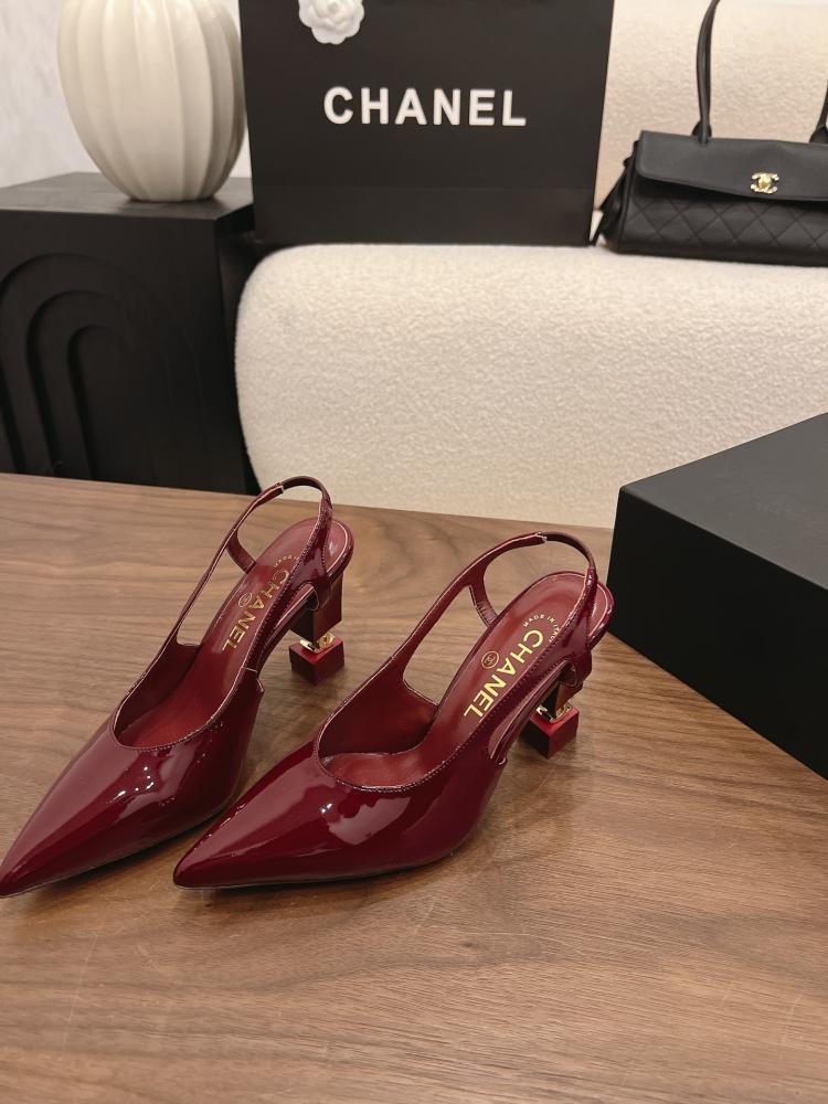 Chanel Slingback heels Métiers d'Art 2026