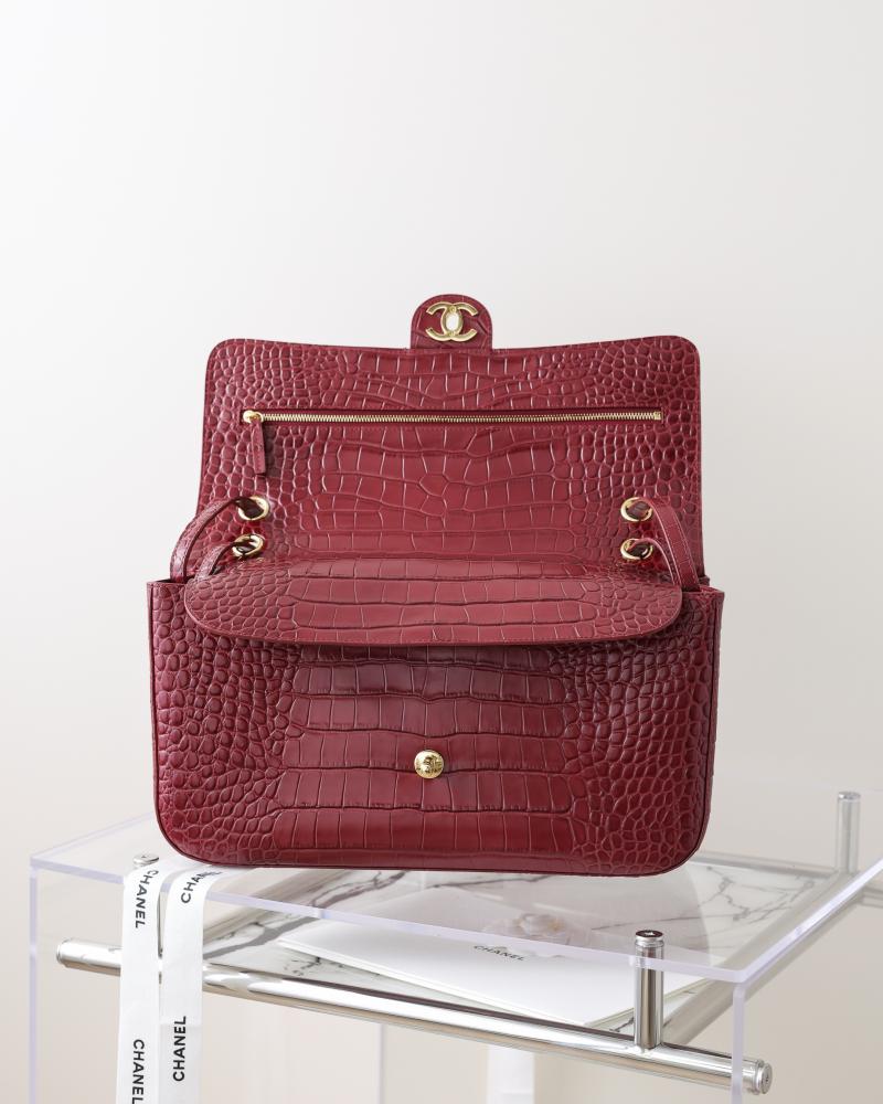 Chanel Classic Jumbo Double Flap Bag 32cm