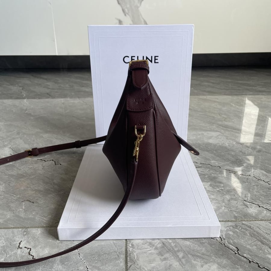 Celine Teen Lulu bag / حقيبة سيلين تين لولو
