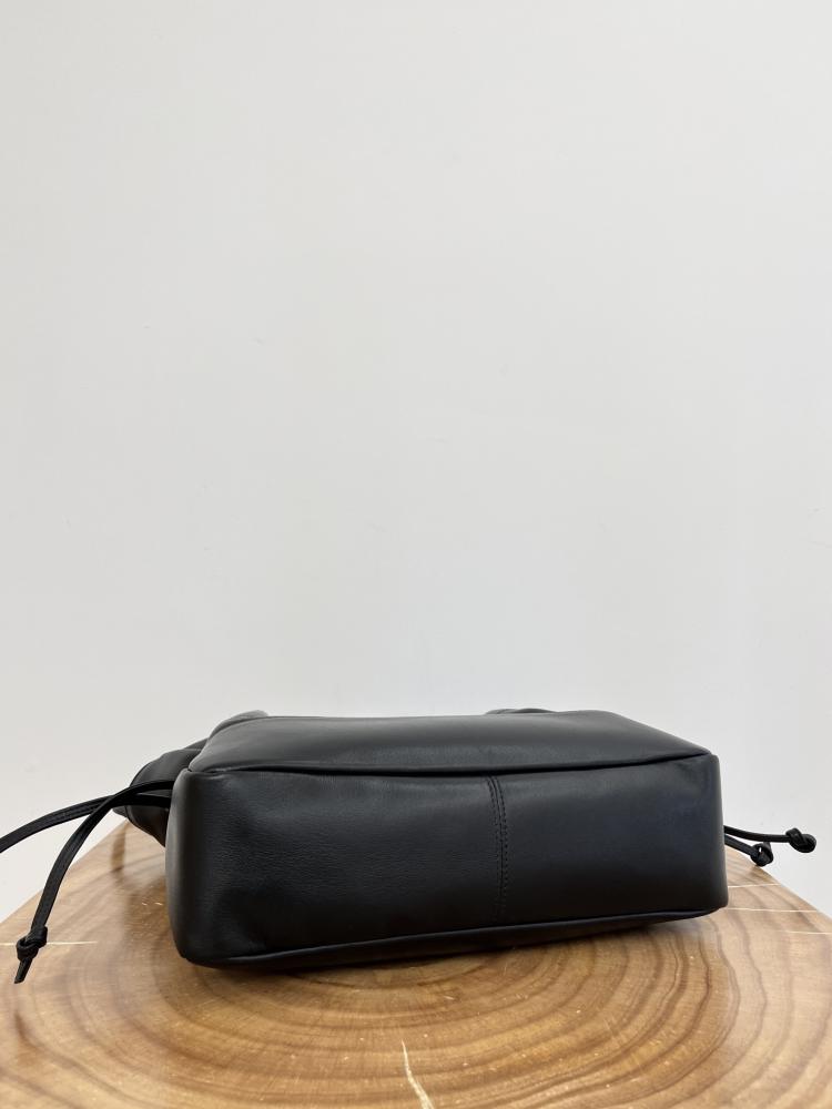 Saint Laurent Jamie Shoulder Bag