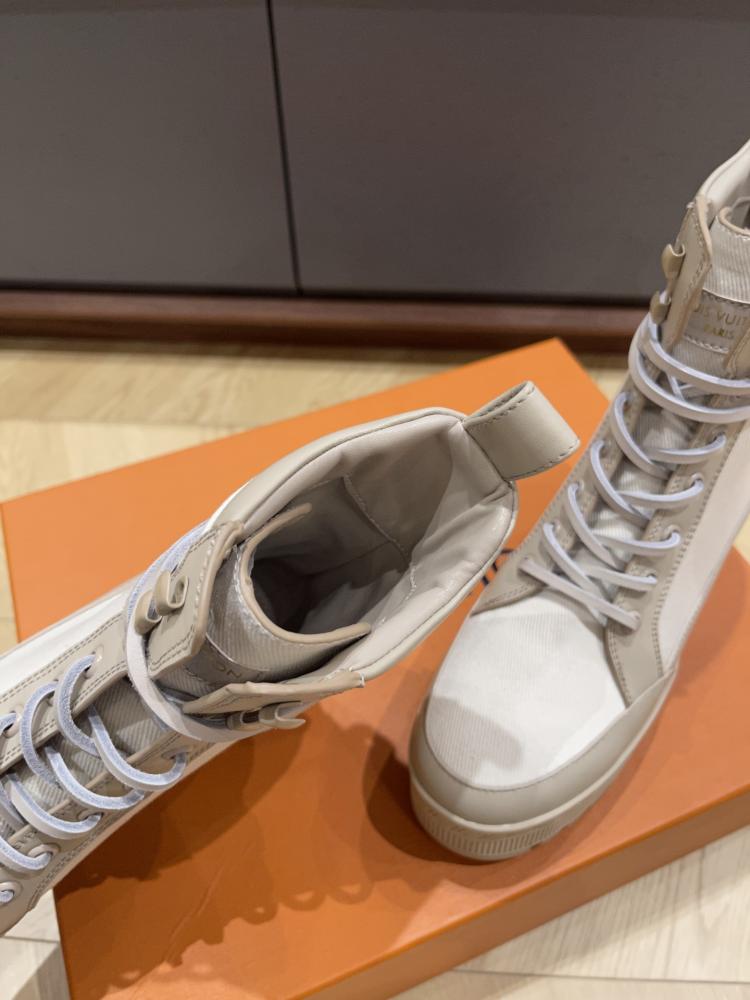 LV boots