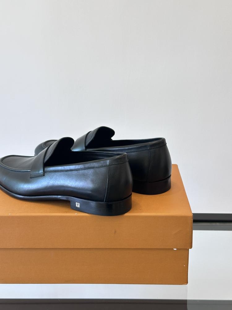 LV Loafer