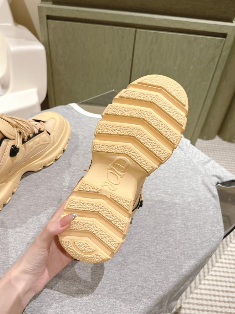 CD sneakers