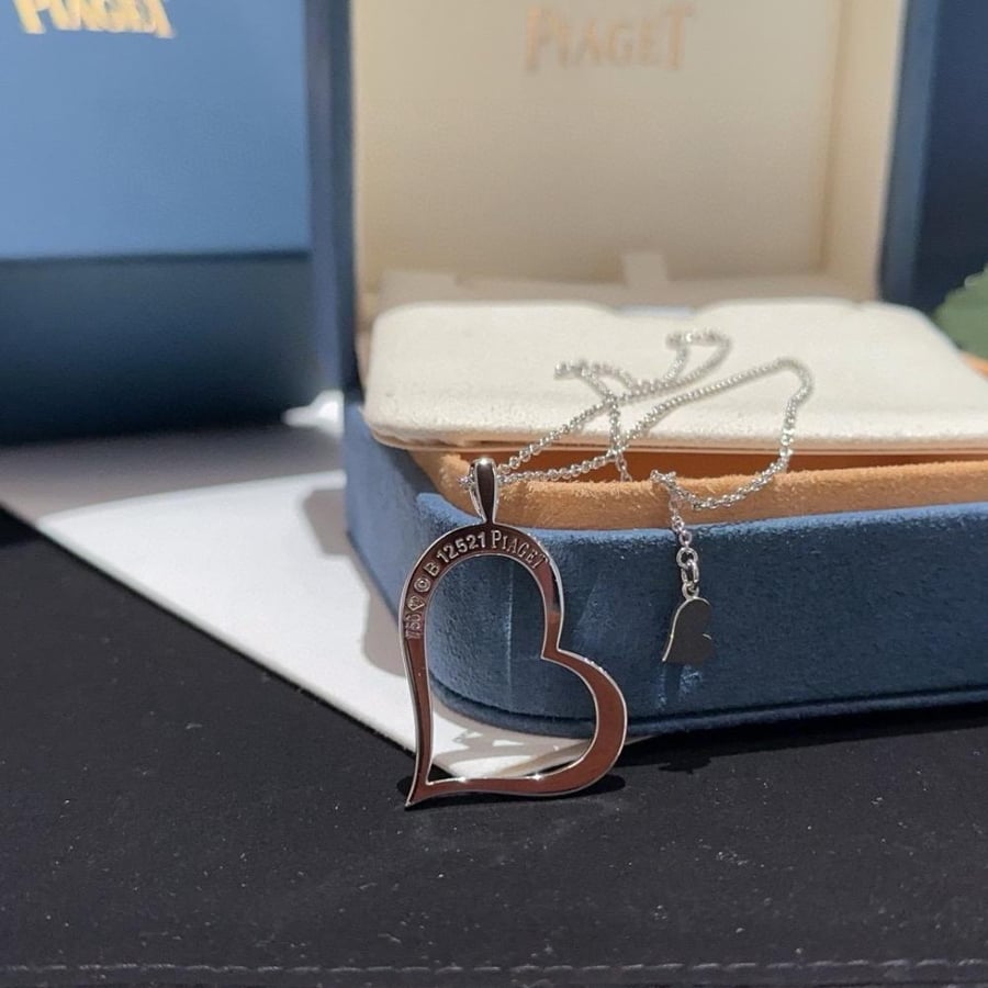 Piaget Heart-Shaped Diamond Pendant Necklace