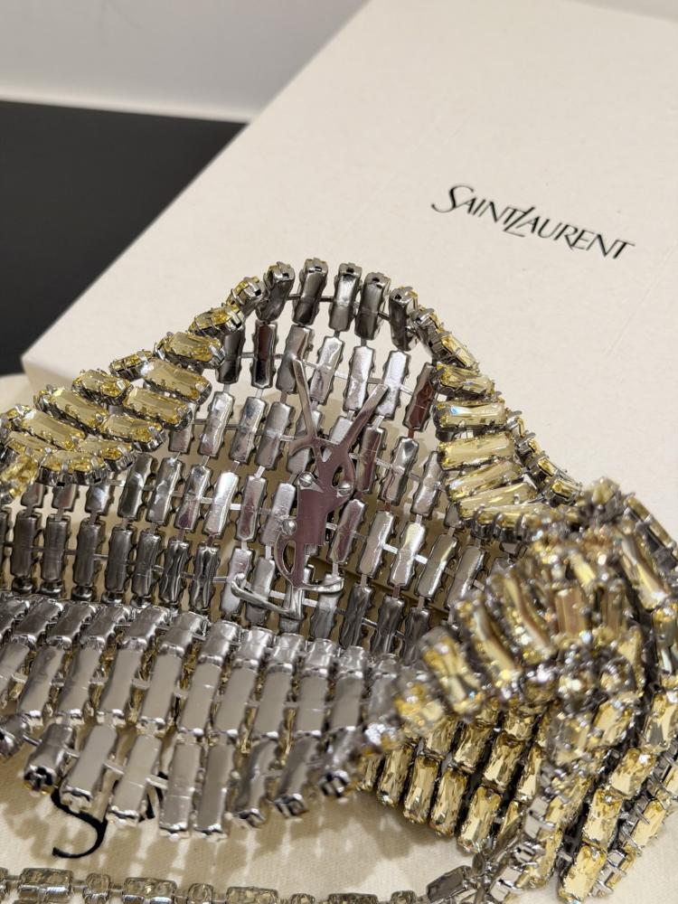 Saint Laurent Crystal Minaudière Evening Bag / حقيبة سهرة كريستال مينودير من سان لوران