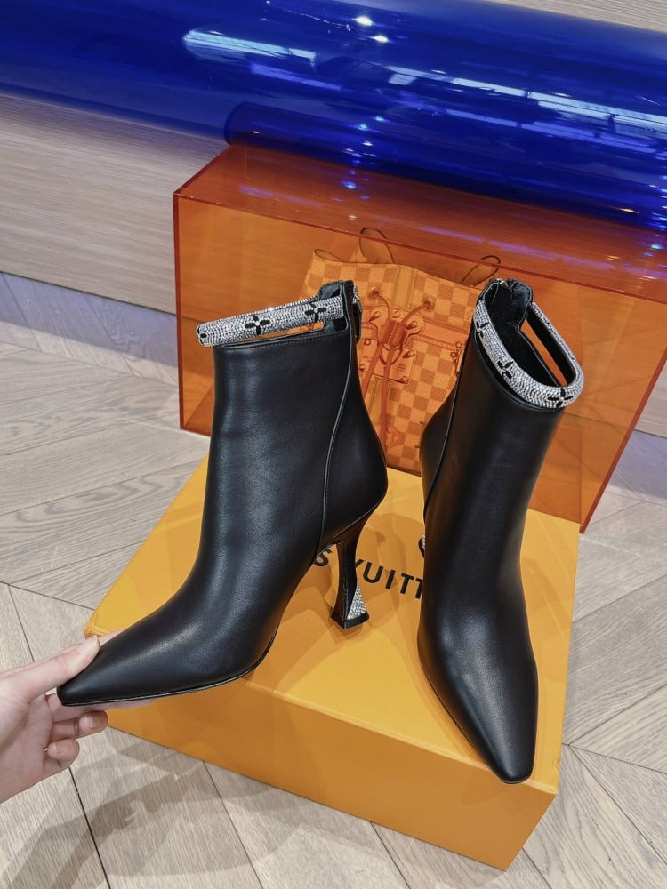 LV boots
