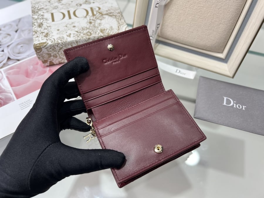 CD wallet