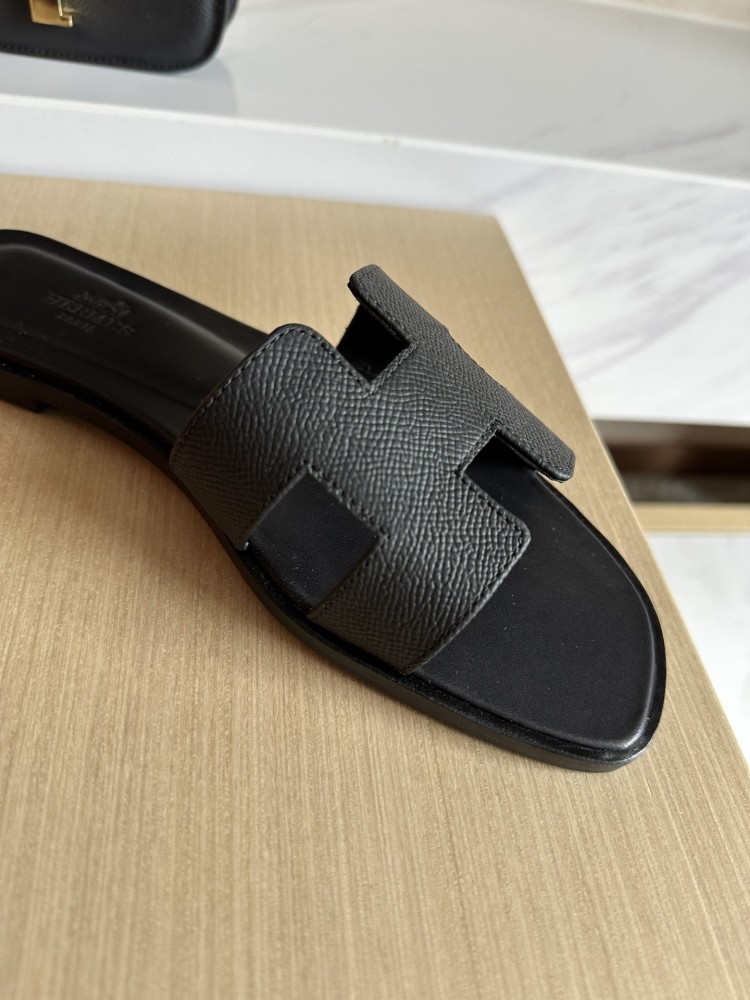Hermes slippers