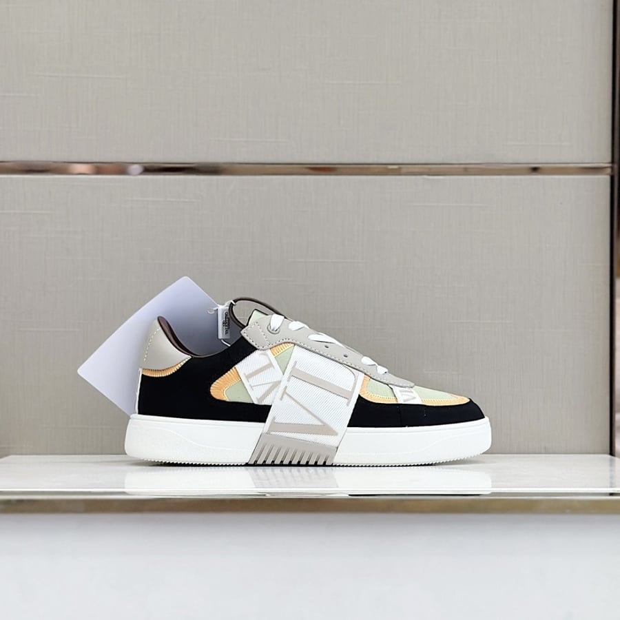 Valentino Sneakers