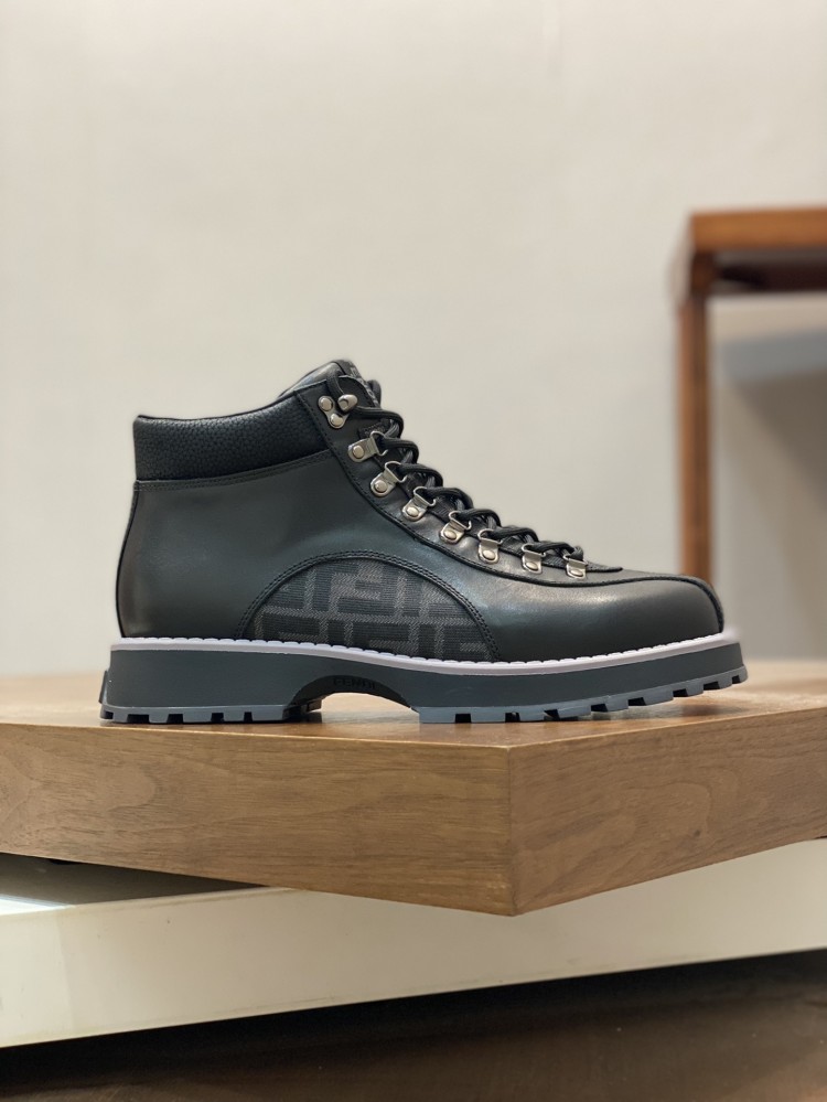 Fendi  boot